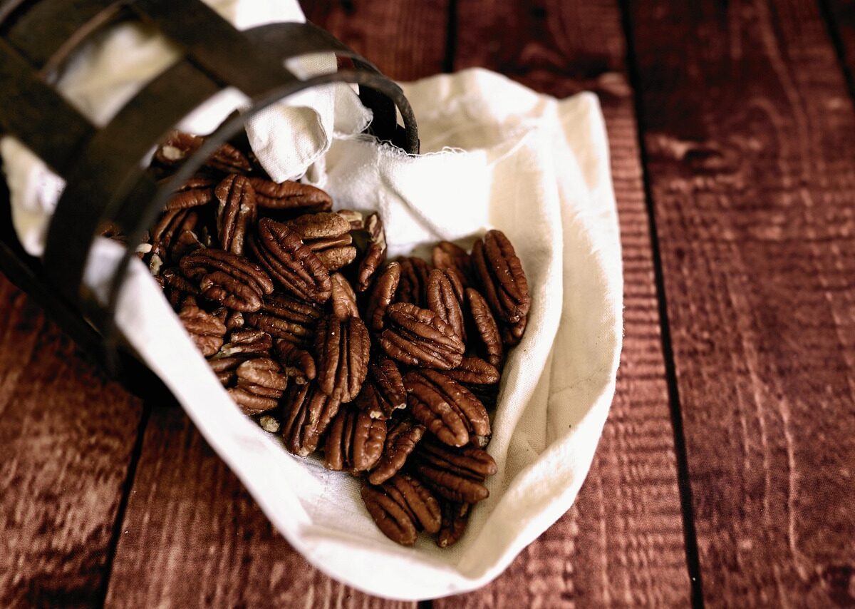 pecans-6119989_1280