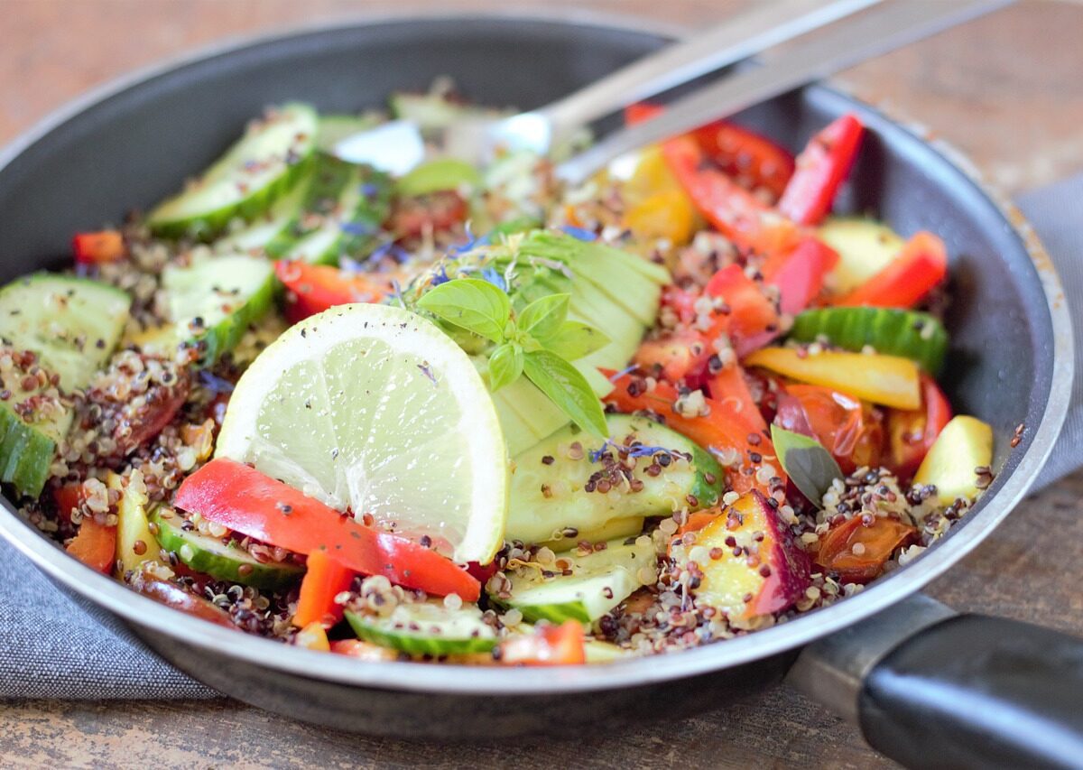 quinoa-ge80c3a390_1280